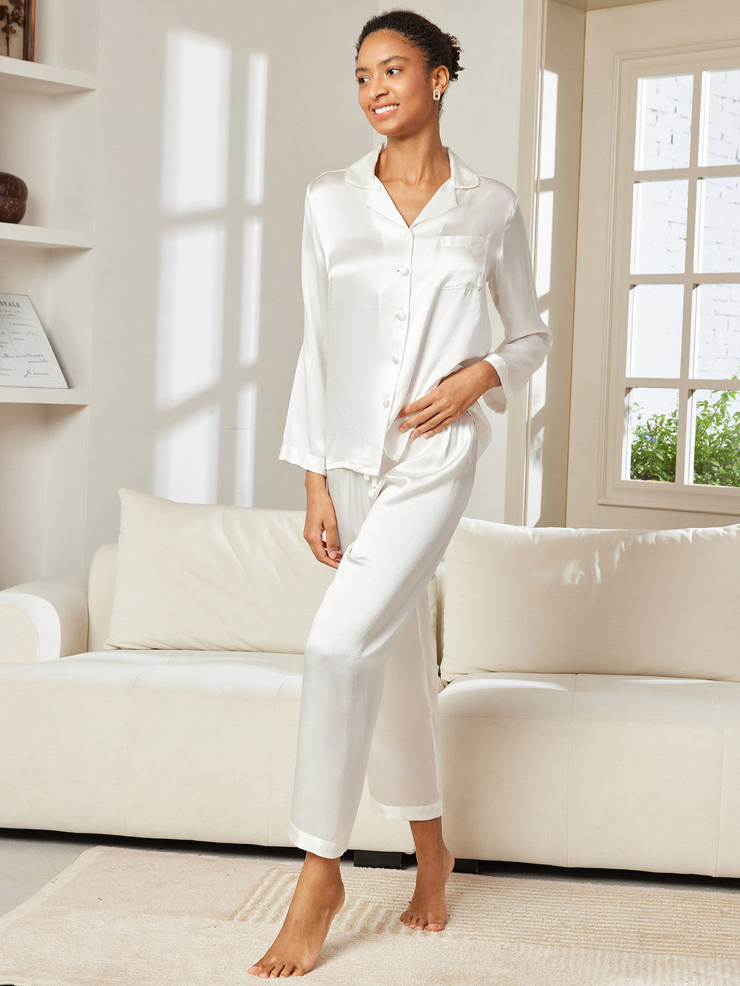 Reine Seide Knöpfe Damen Pyjamas