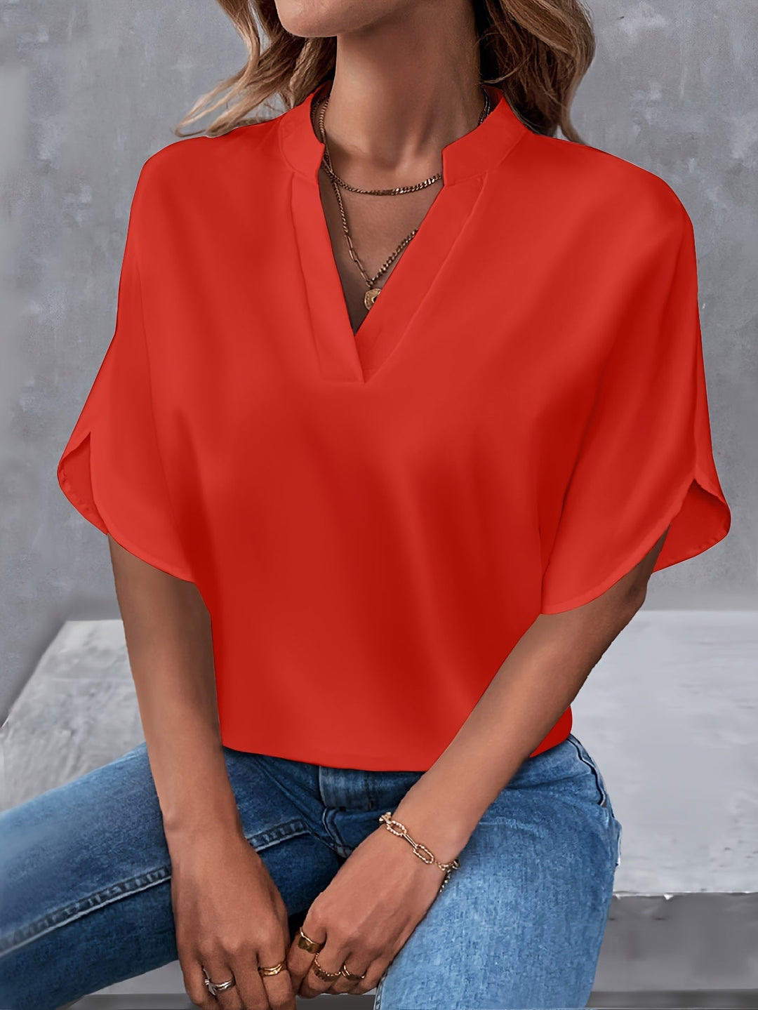 Lexa | Locker geschnittene V-Ausschnitt Bluse