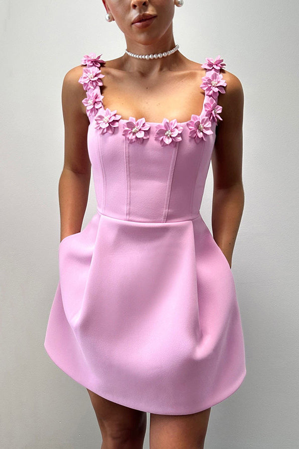 Cindy | Feminines Mini-Clay mit Blumenapplikationen