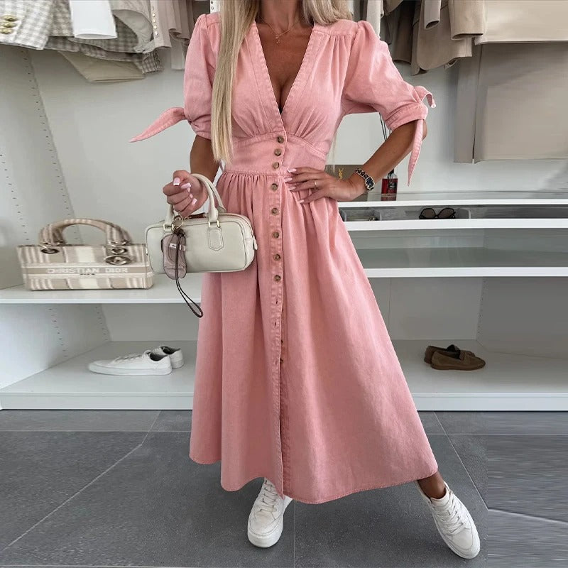 Clarina | Kleid mit tiefem V-Ausschnitt und Schlitz 